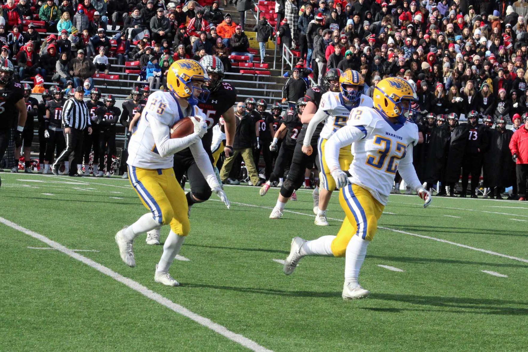 Rice Lake football vs. Pewaukee Division 3 state 11-19-21